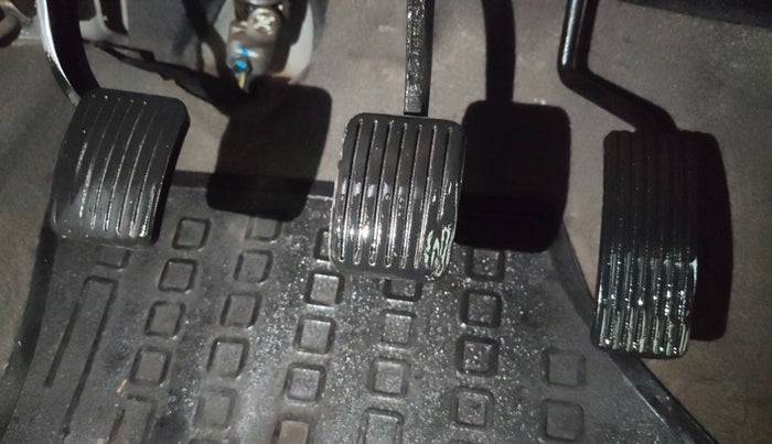 2013 Hyundai i10 SPORTZ 1.2, Petrol, Manual, 80,052 km, Pedals