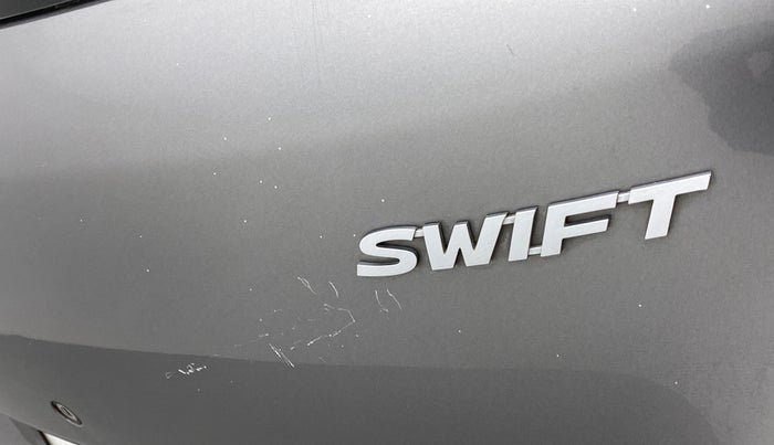 2017 Maruti Swift VXI, Petrol, Manual, 25,941 km, Dicky (Boot door) - Minor scratches