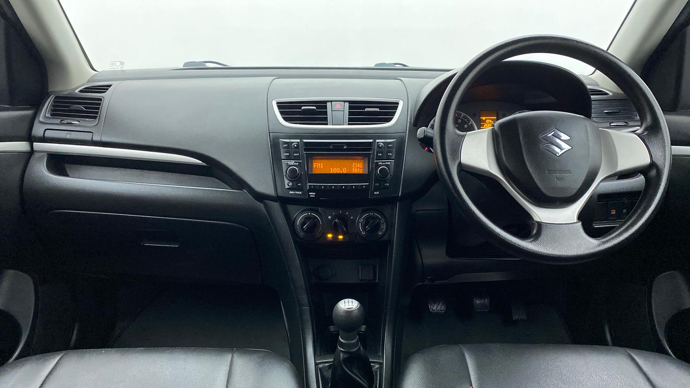 2017 Maruti Swift VXI, Petrol, Manual, 25,941 km, Dashboard