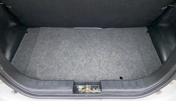 2021 Maruti Alto LXI, Petrol, Manual, 11,267 km, Boot Inside