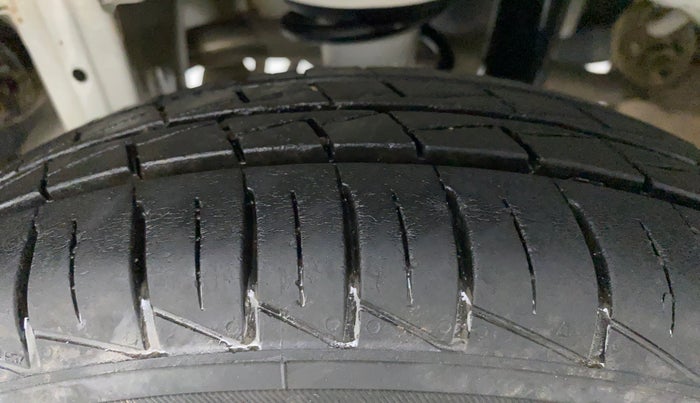 2021 Maruti Alto LXI, Petrol, Manual, 11,267 km, Right Rear Tyre Tread