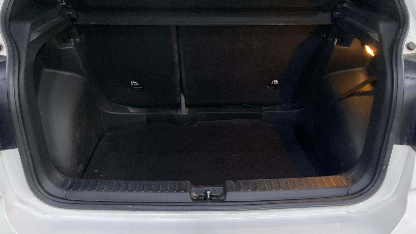 2024 Volkswagen TAIGUN GT Line 1.0L TSI AT, Petrol, Automatic, 34,097 km, Boot Inside