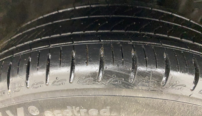 2017 Nissan Micra XV CVT, Petrol, Automatic, 61,251 km, Right Front Tyre Tread