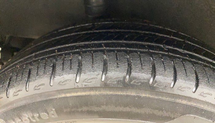 2017 Nissan Micra XV CVT, Petrol, Automatic, 61,251 km, Right Rear Tyre Tread