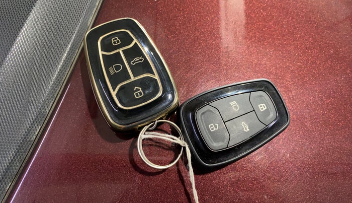 2020 Tata TIGOR XZA PLUS PETROL, Petrol, Automatic, 36,098 km, Key Close Up