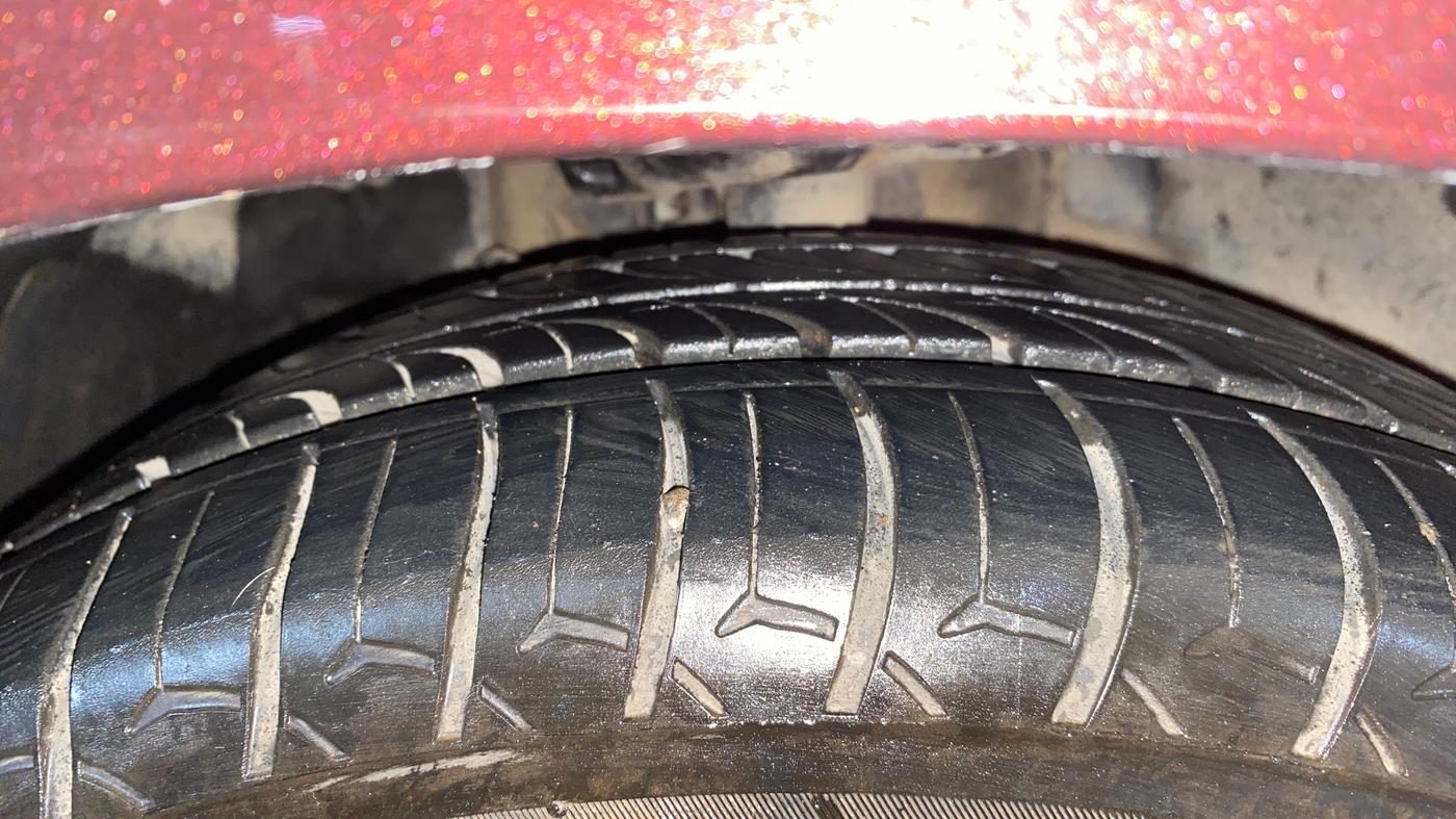 2020 Tata TIGOR XZA PLUS PETROL, Petrol, Automatic, 36,098 km, Left Front Tyre Tread