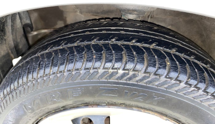 2014 Maruti Wagon R 1.0 VXI, Petrol, Manual, 50,310 km, Left Front Tyre Tread