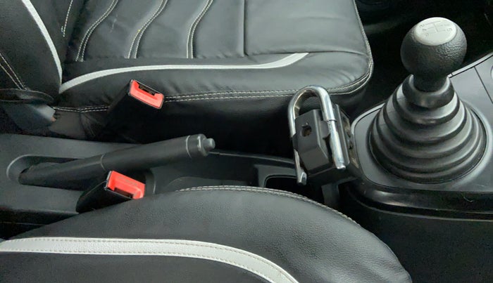 2014 Maruti Ritz LDI, Diesel, Manual, 71,067 km, Gear Lever