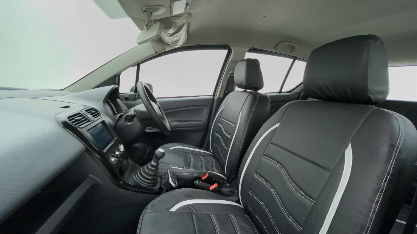 2014 Maruti Ritz LDI, Diesel, Manual, 71,067 km, Right Side Front Door Cabin