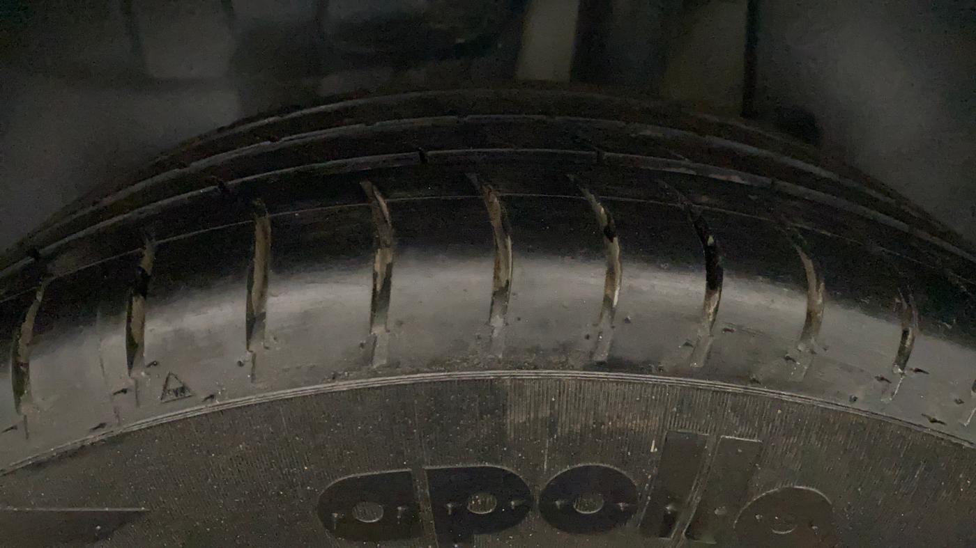 2020 Maruti Swift ZXI, Petrol, Manual, 77,005 km, Left Rear Tyre Tread