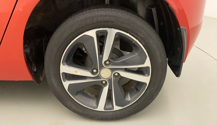 2020 Tata ALTROZ XZ PETROL, Petrol, Manual, 27,102 km, Left Rear Wheel