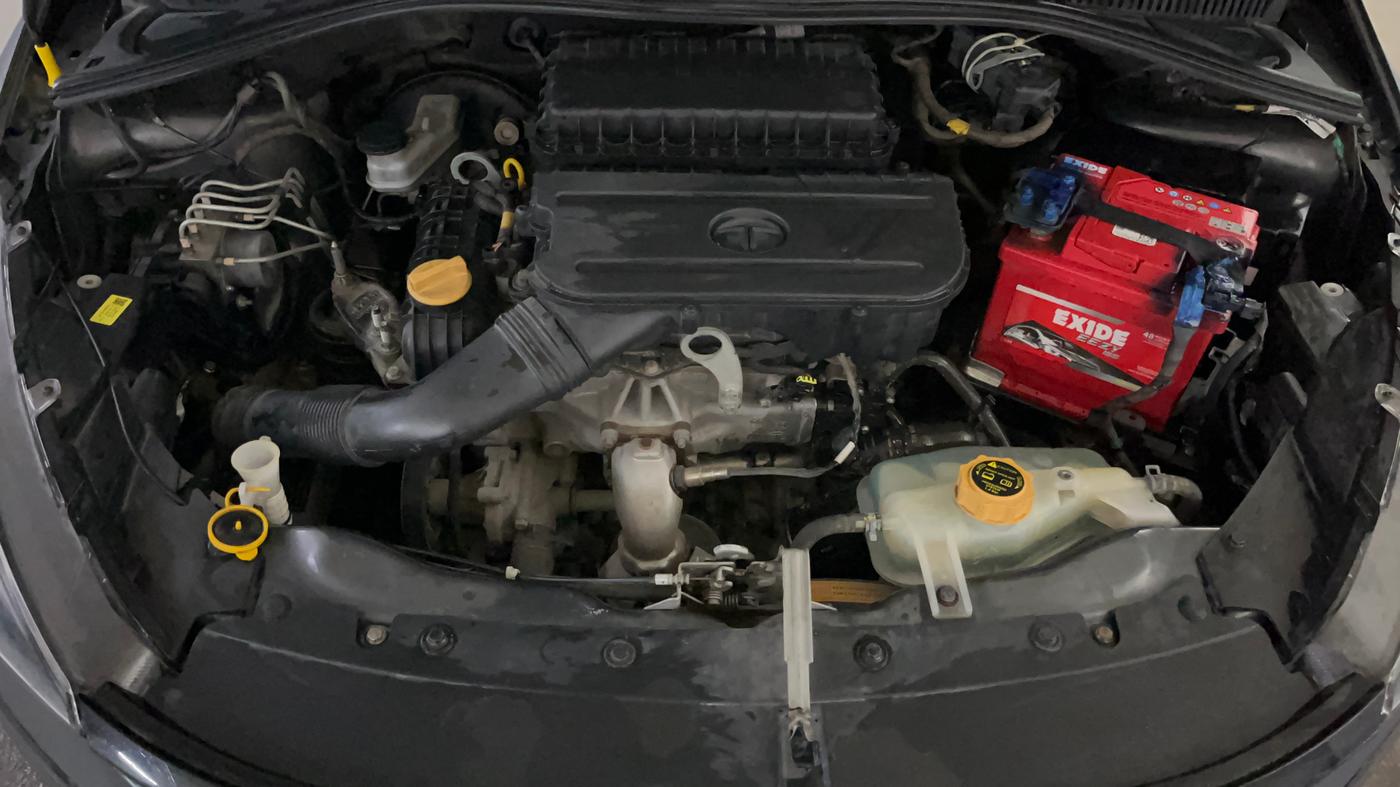 2020 Tata Tiago XZ PETROL, Petrol, Manual, 37,874 km, Engine View