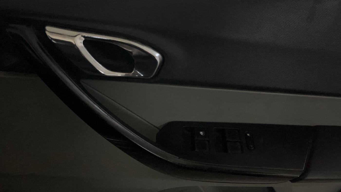 2020 Tata Tiago XZ PETROL, Petrol, Manual, 37,874 km, Driver Side Door Panels Control