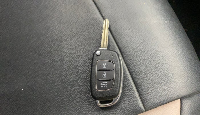 2020 Hyundai Elite i20 SPORTZ PLUS 1.2, Petrol, Manual, 36,434 km, Key Close Up