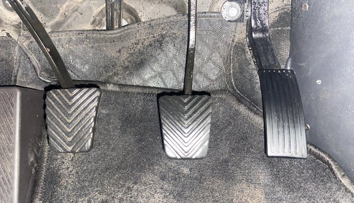 2020 Hyundai Elite i20 SPORTZ PLUS 1.2, Petrol, Manual, 36,434 km, Pedals