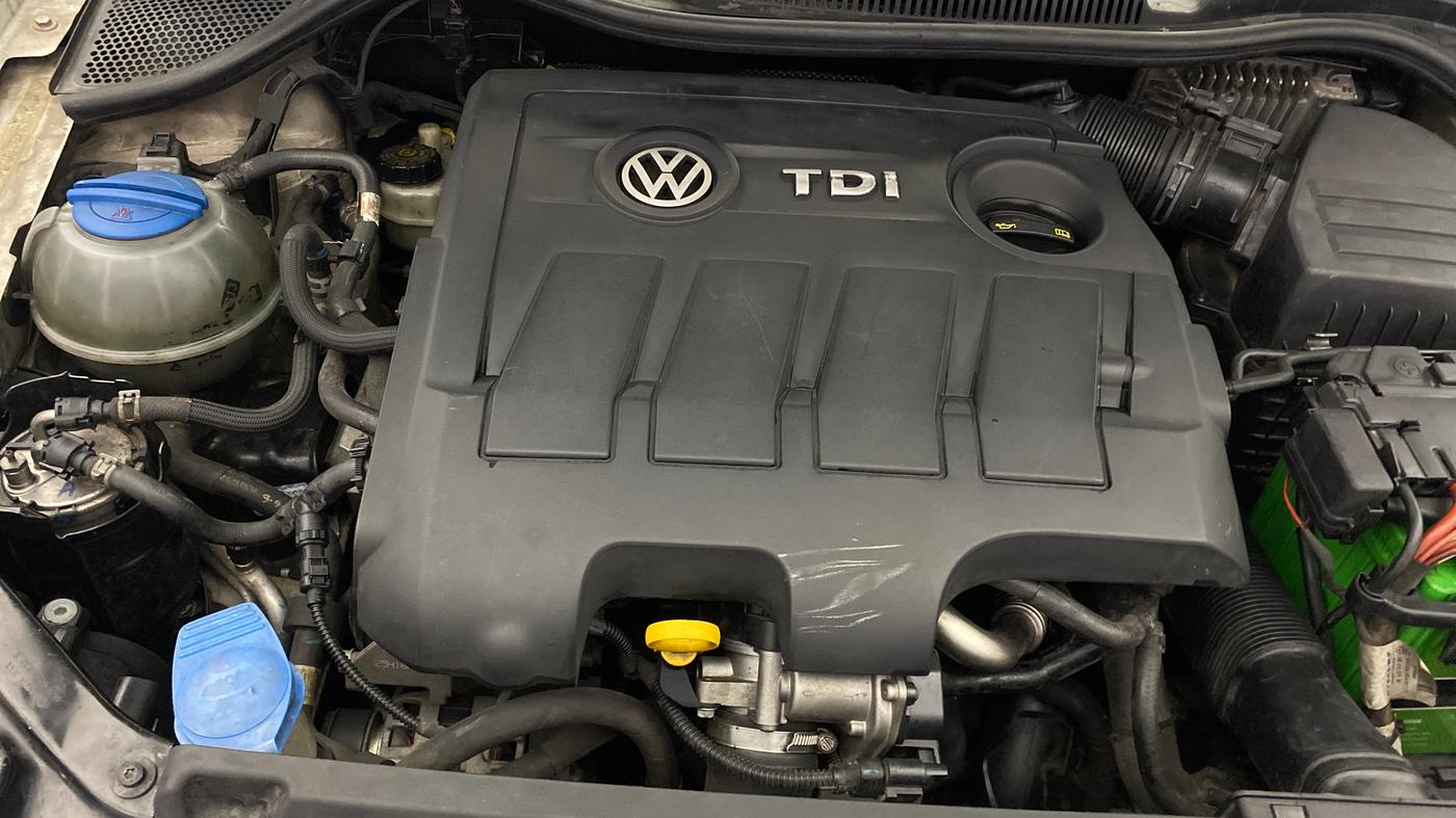 2016 Volkswagen Ameo HIGHLINE1.5L, Diesel, Manual, 63,032 km, Engine View - Right