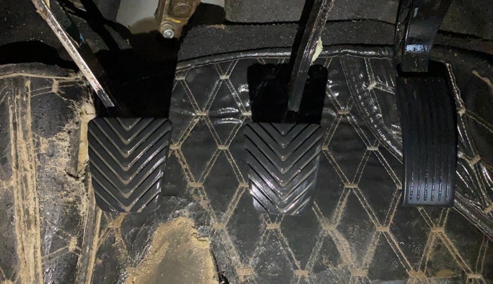 2022 Hyundai NEW I20 SPORTZ 1.2 MT, Petrol, Manual, 79,292 km, Pedals