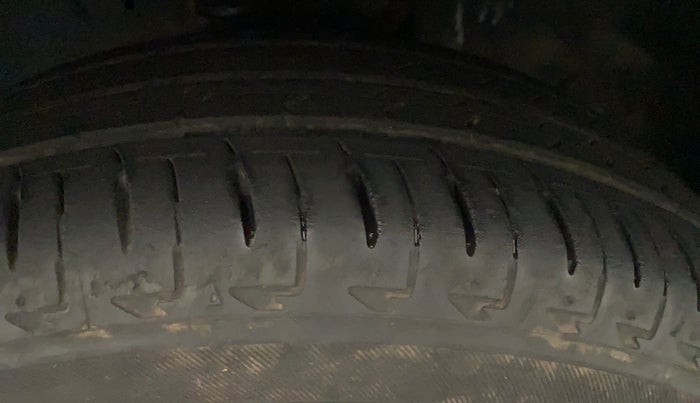 2020 Maruti IGNIS ALPHA 1.2, Petrol, Manual, 20,435 km, Right Front Tyre Tread