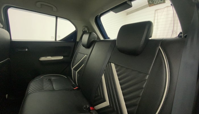 2020 Maruti IGNIS ALPHA 1.2, Petrol, Manual, 20,435 km, Right Side Rear Door Cabin