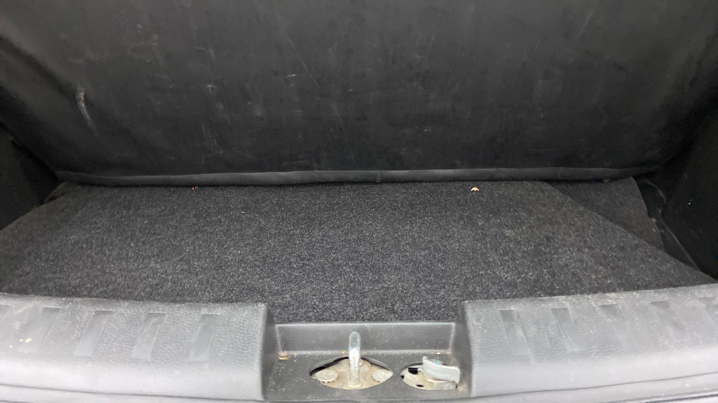 2013 Maruti Swift VDI, Diesel, Manual, 1,22,778 km, Boot Inside
