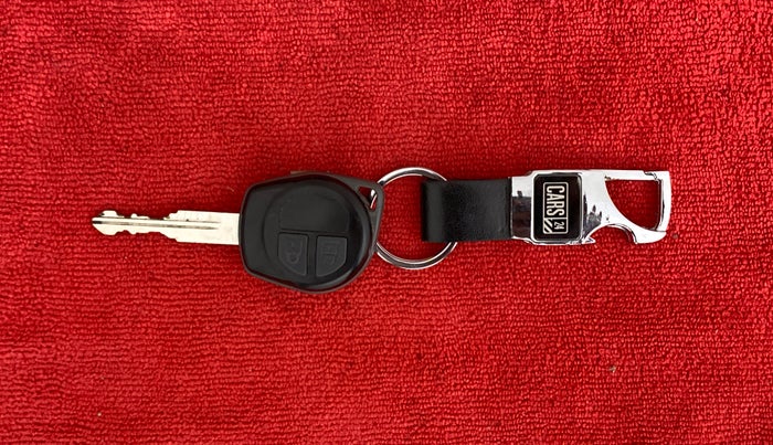 2013 Maruti Swift VDI, Diesel, Manual, 97,085 km, Key Close Up