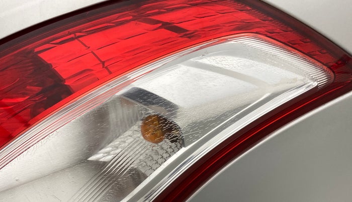2013 Maruti Swift VDI, Diesel, Manual, 97,085 km, Right tail light - Minor scratches