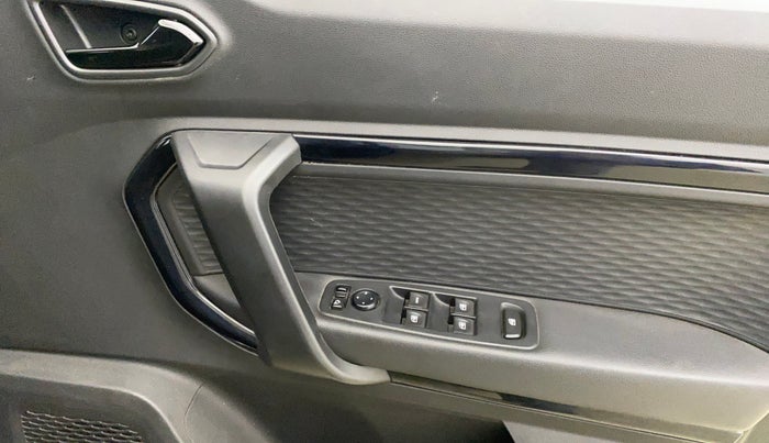 2022 Renault Kiger RXZ MT, Petrol, Manual, 36,490 km, Driver Side Door Panels Control