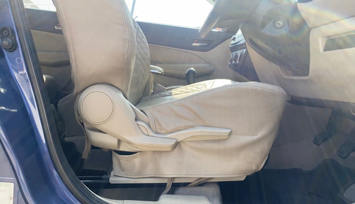 2017 Maruti Dzire VXI, Petrol, Manual, 99,062 km, Driver Side Adjustment Panel