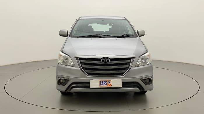 2015 Toyota Innova 2.5 GX 8 STR, Diesel, Manual, 82,593 km, Front
