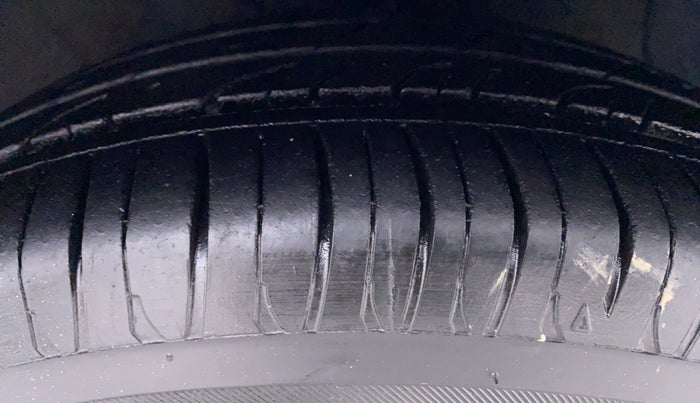 2019 Hyundai Grand i10 SPORTZ 1.2 KAPPA VTVT, Petrol, Manual, 65,127 km, Right Front Tyre Tread