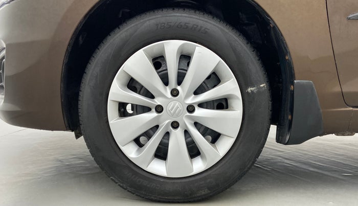 2014 Maruti Ciaz VDI PLUS, Diesel, Manual, 1,13,913 km, Left Front Wheel