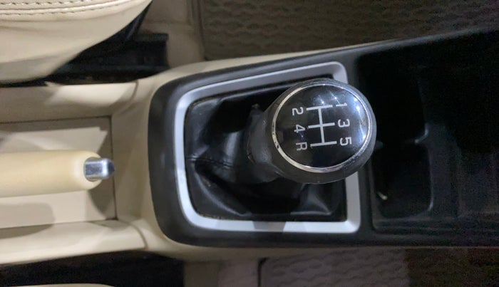 2018 Maruti Dzire VXI, Petrol, Manual, 51,420 km, Gear Lever