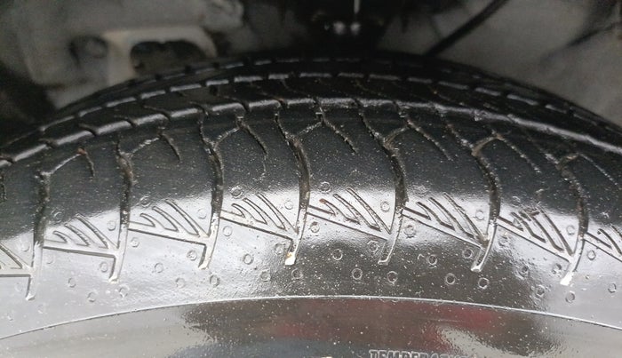 2017 Hyundai Creta SX PLUS AT 1.6 PETROL, Petrol, Automatic, 64,367 km, Left Front Tyre Tread