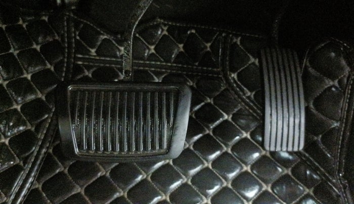 2017 Hyundai Creta SX PLUS AT 1.6 PETROL, Petrol, Automatic, 64,367 km, Pedals