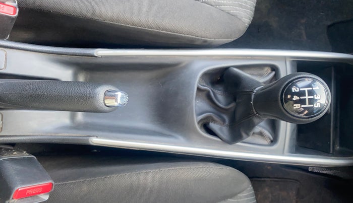 2016 Maruti Baleno DELTA PETROL 1.2, Petrol, Manual, 53,241 km, Gear Lever