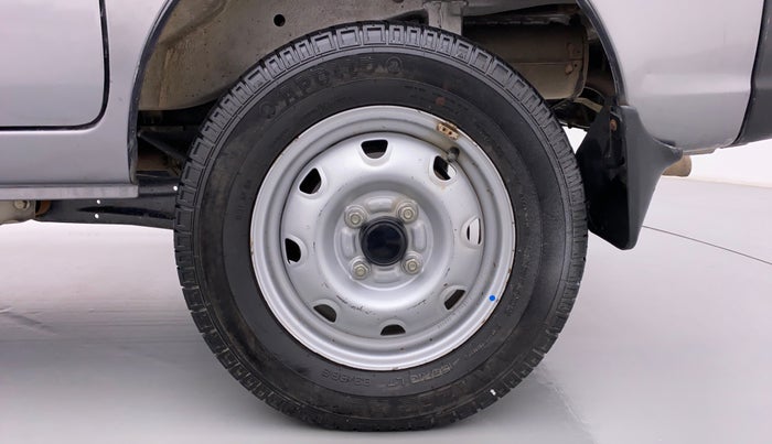 2018 Maruti Eeco 7 STR, Petrol, Manual, 13,542 km, Left Rear Wheel