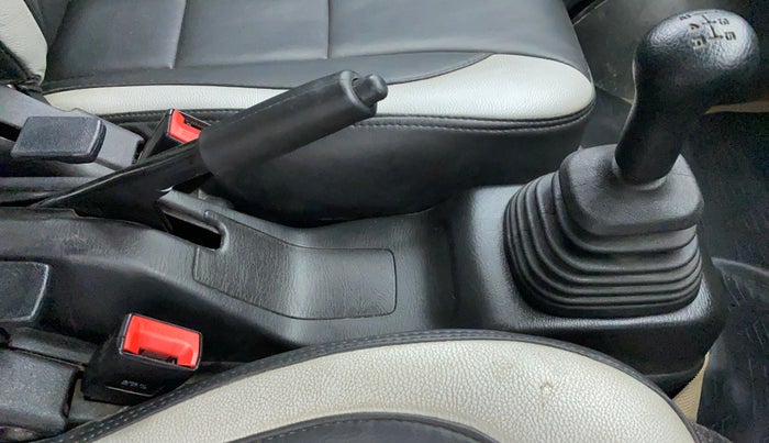 2018 Maruti Eeco 7 STR, Petrol, Manual, 13,542 km, Gear Lever