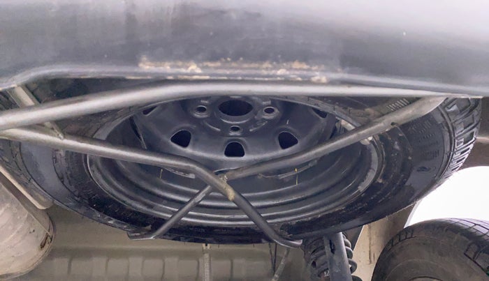 2018 Maruti Eeco 7 STR, Petrol, Manual, 13,542 km, Spare Tyre