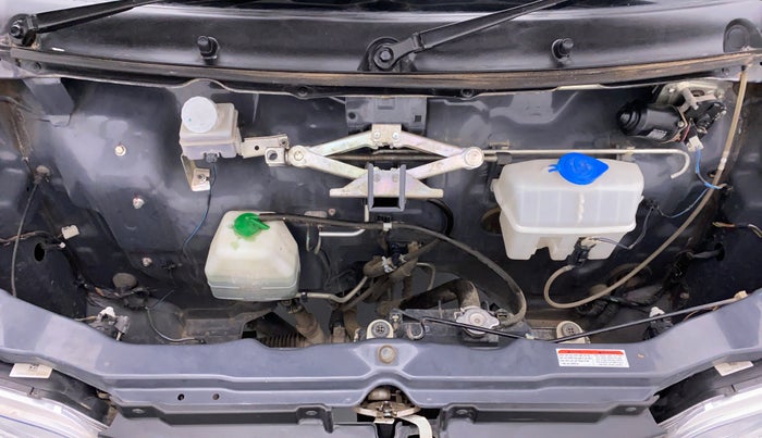 2018 Maruti Eeco 7 STR, Petrol, Manual, 13,542 km, Open Bonet