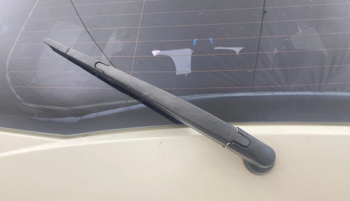 2017 Mahindra XUV500 W6 AT, Diesel, Automatic, 95,152 km, Rear Wiper