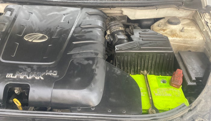 2017 Mahindra XUV500 W6 AT, Diesel, Automatic, 95,152 km, Engine View - Left