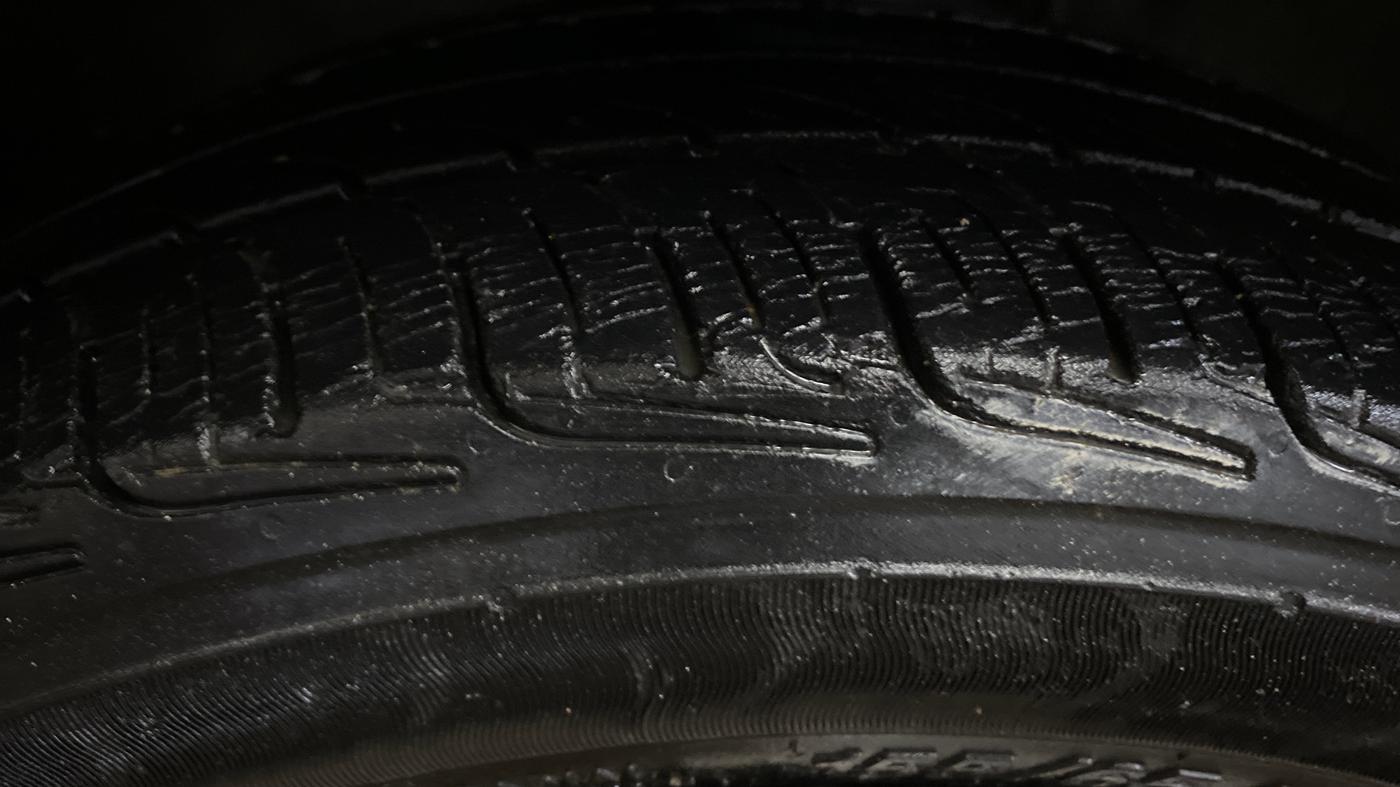 2017 Maruti Alto K10 VXI, Petrol, Manual, 73,175 km, Left Front Tyre Tread