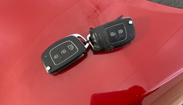 2015 Hyundai Xcent S 1.2, Petrol, Manual, 42,964 km, Key Close Up