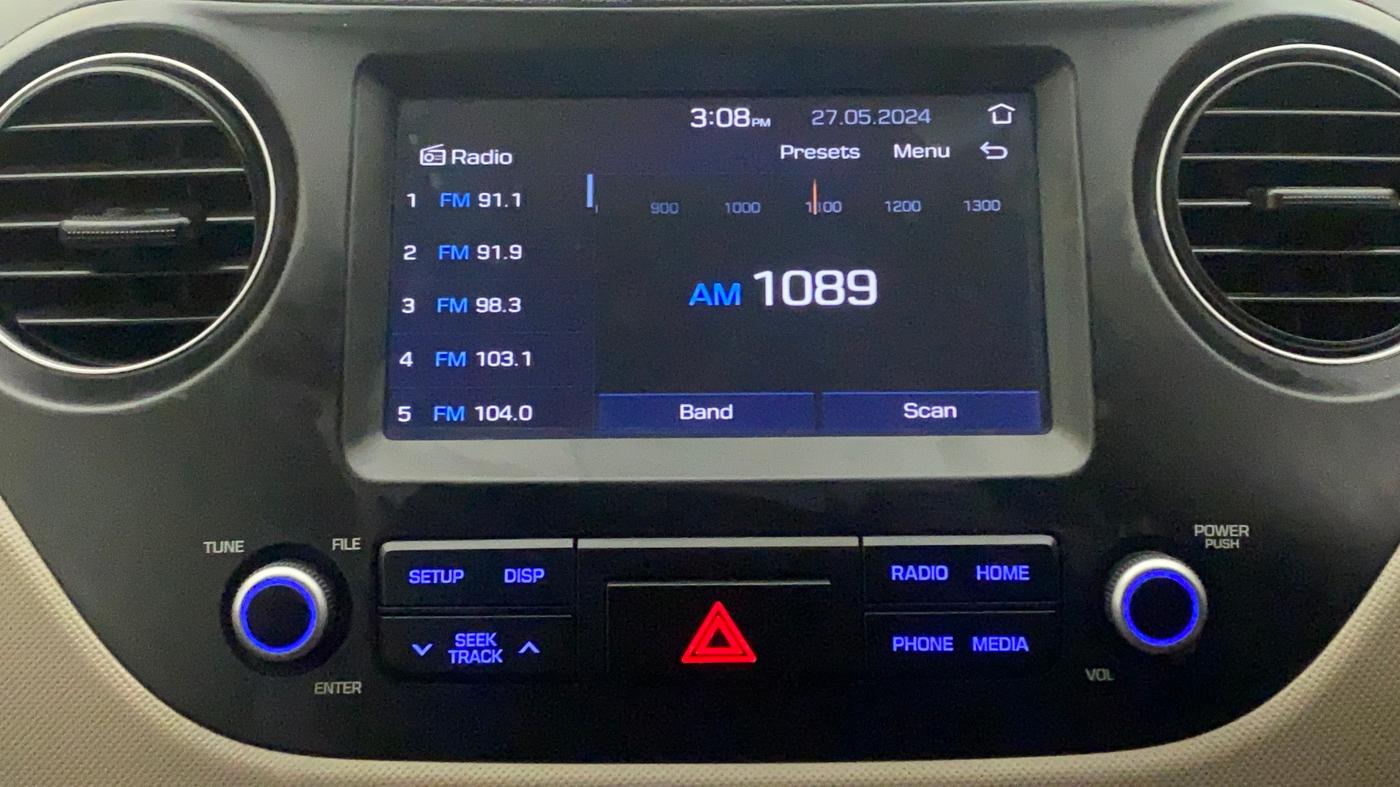 2018 Hyundai Grand i10 ASTA 1.2 KAPPA VTVT, Petrol, Manual, 16,711 km, Infotainment System