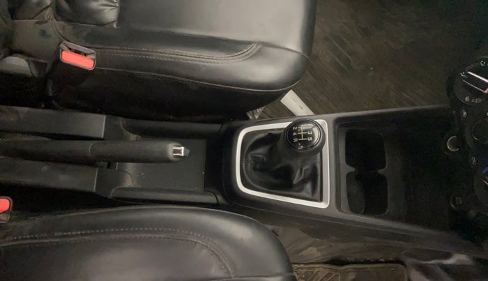 2021 Maruti Swift VXI, Petrol, Manual, 35,798 km, Gear Lever