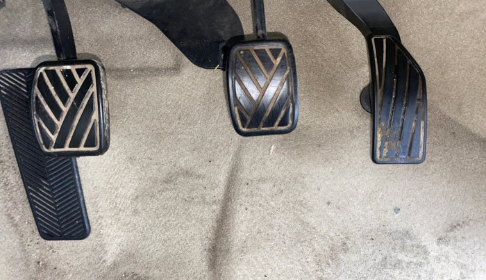 2016 Maruti Ciaz VXI, Petrol, Manual, 31,229 km, Pedals