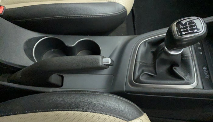 2019 Hyundai Verna 1.6 SX VTVT (O), Petrol, Manual, 36,477 km, Gear Lever