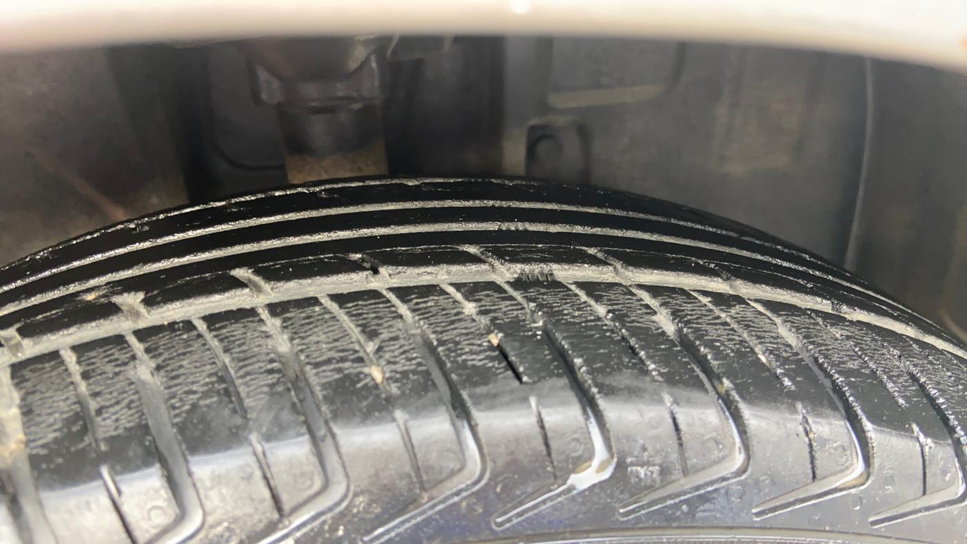2018 Datsun Redi Go T (O), Petrol, Manual, 61,266 km, Right Front Tyre Tread