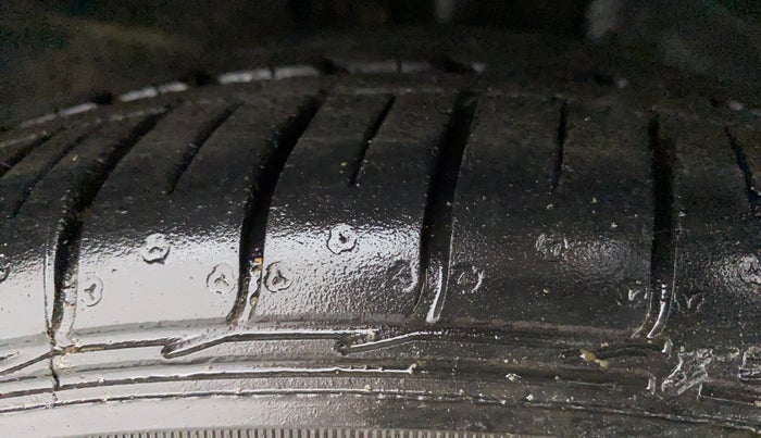 2019 Ford FREESTYLE TITANIUM 1.5 DIESEL, Diesel, Manual, 22,793 km, Right Front Tyre Tread