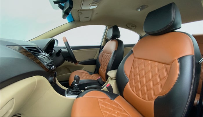 2014 Hyundai Verna FLUIDIC 1.4 CRDI CX, Diesel, Manual, 75,901 km, Right Side Front Door Cabin